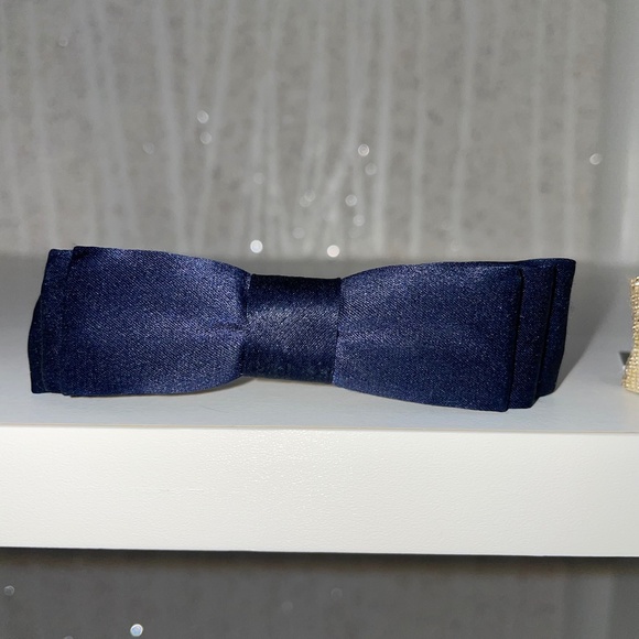 2 L. Erickson USA Petite Bow Barrette; Navy and Starlette Gold main image 7